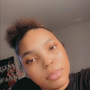 Meet your Posher, Laquesha